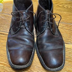 Johnston & Murphy sheepskin chukka boots.  Size 9.5. Brown leather, crepe soles.